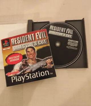 Resident Evil Director's Cut PS1 Completo