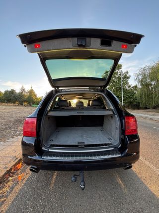Porsche Cayenne 2004