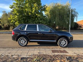 Porsche Cayenne 2004