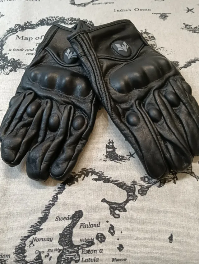 Guantes de Moto Negros con Protecciones