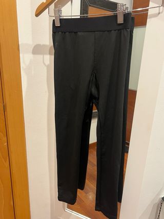 Mallas negras acanaladas