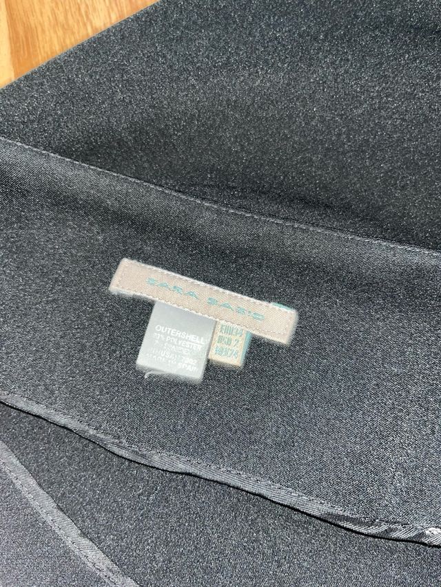 Falda lápiz negra con cinturón