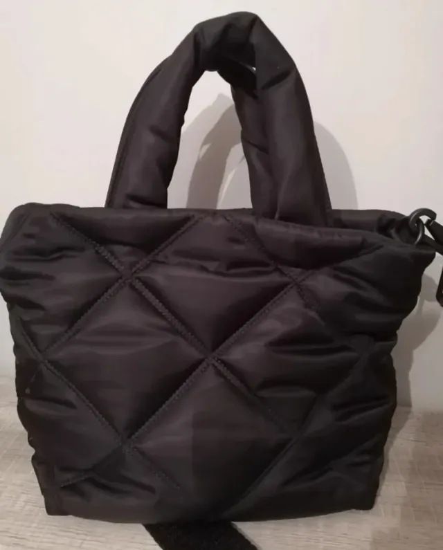 Bolso Bimba y Lola negro acolchado