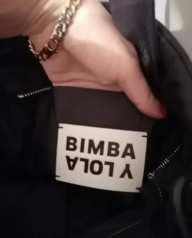 Bolso Bimba y Lola negro acolchado