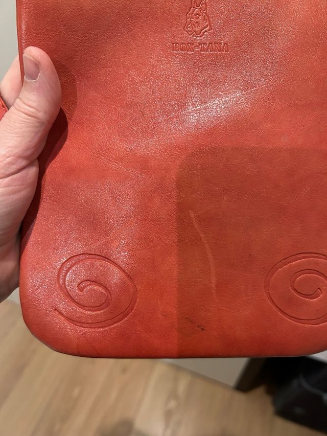 Bolso bandolera piel rojo con detalle aro