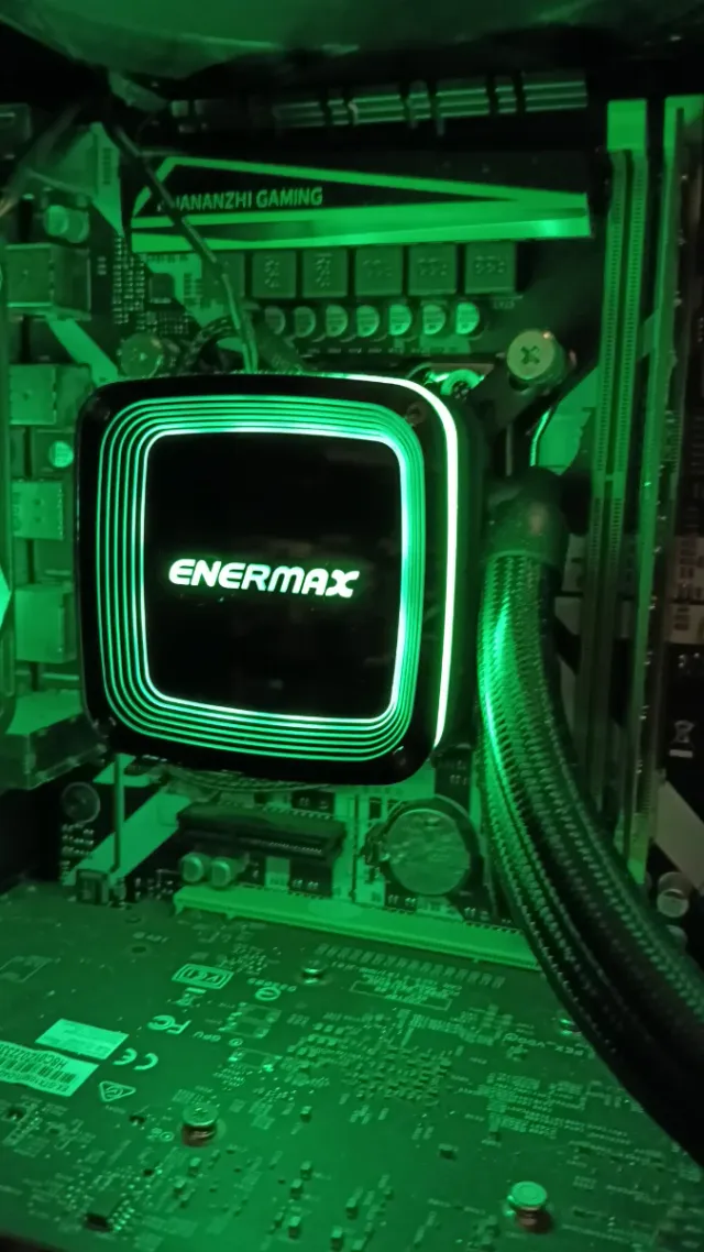 Ordenador Gaming Completo + Pantalla 24 BenQ + 2.1