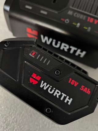 Batería Wurth 18V 5Ah y Cargador M CUBE