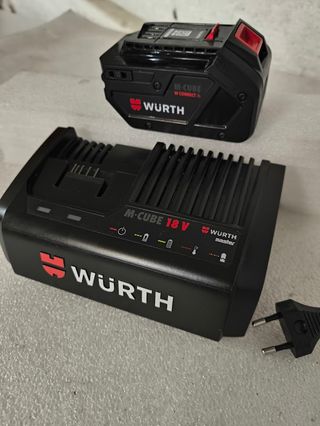 Batería Wurth 18V 5Ah y Cargador M CUBE