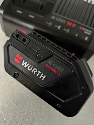 Batería Wurth 18V 5Ah y Cargador M CUBE