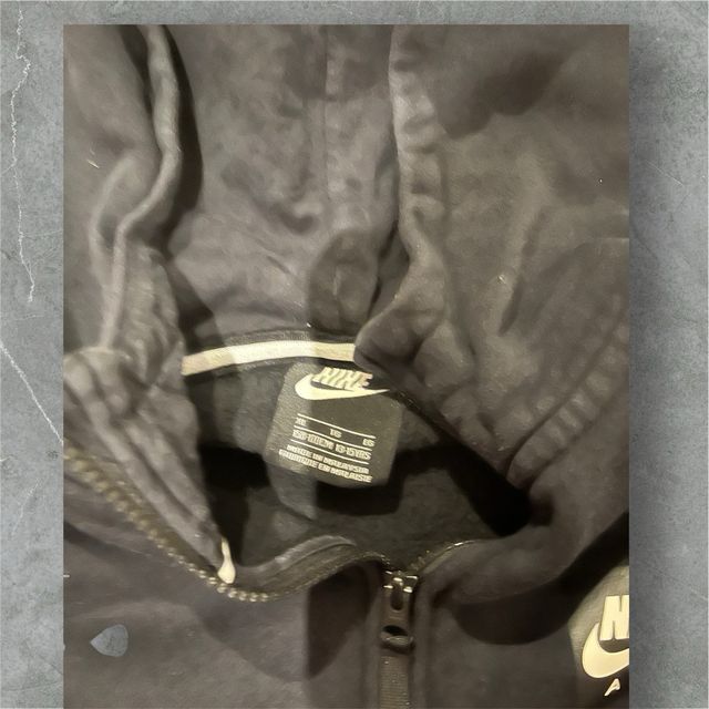 Sudadera Nike Air con cremallera negra y gris