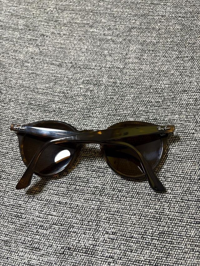 Gafas de sol Ray-Ban RB2180 Tortuga 49-21 original