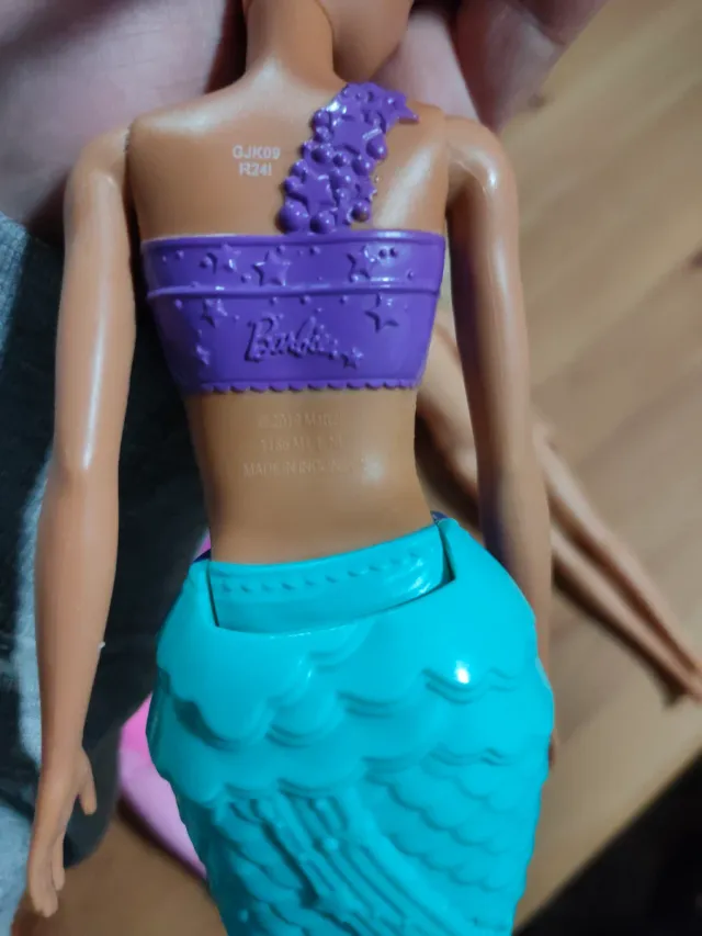 Lote 8 Muñecas Barbie y Similares