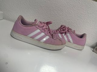 Zapatillas Adidas rosas y blancas