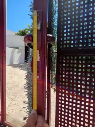 Los cerrajeros urgencias abrir puerta 24 horas