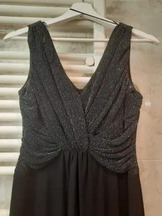 Vestido largo fiesta negro y brillante