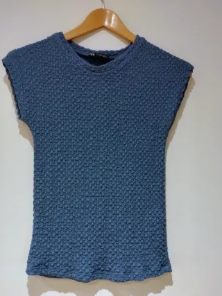 Camiseta Zara texturizada azul Talla S