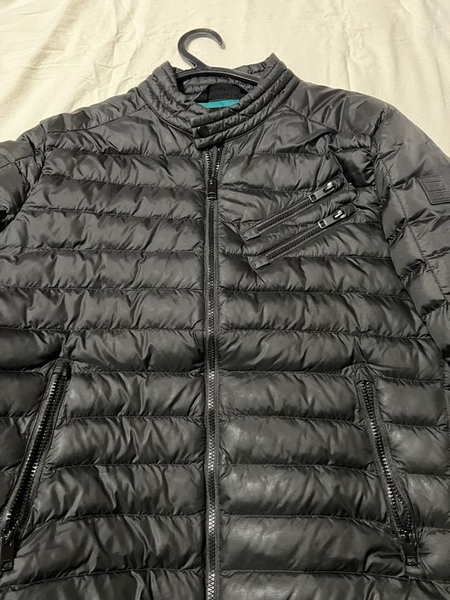 Casaco acolchoado Diesel preto e turquesa