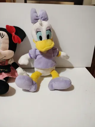 Peluche Minnie versione tirolese e Paperina baby