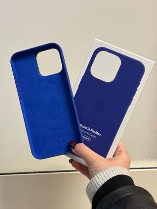 Cover MagSafe per iPhone 16 Pro Max