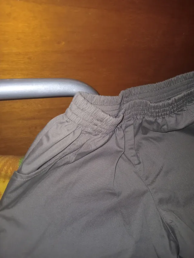 Pantalones verde oliva