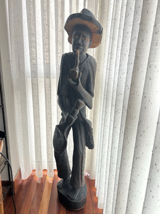 Figura de madera segador caña de azúcar