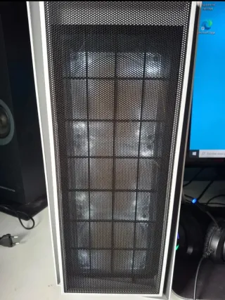 Ordenador PC Gaming Blanco y Negro