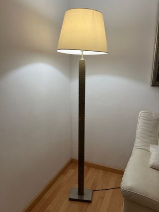 Lámpara de pie tela y metal