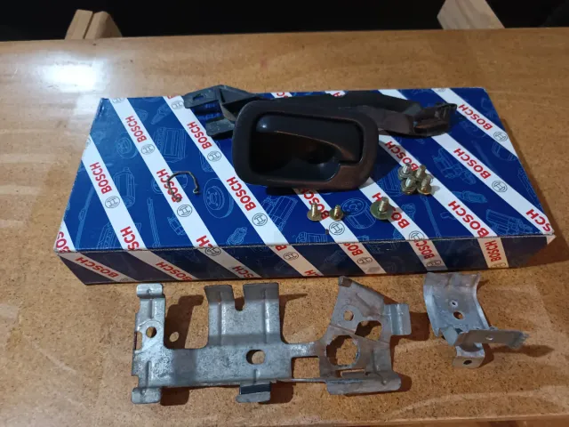 Maneta Izquierda Honda HR-V 5p