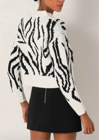 Jersey Victorio & Lucchino Flecos Blanco y Negro