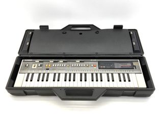 E1799931-0	Teclado Electronico Casio Mt-800