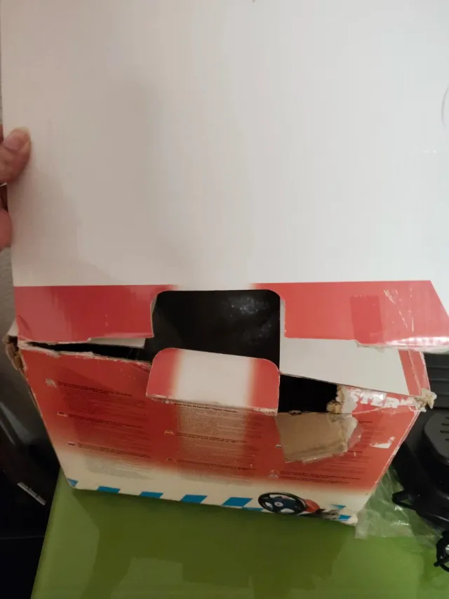 Volante y pedales Thrustmaste Kart Challenge