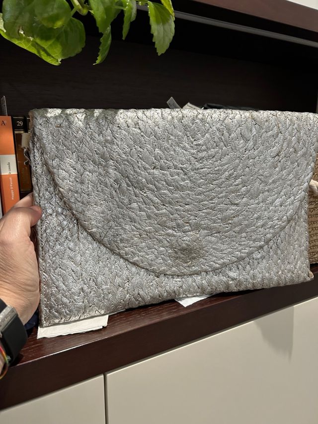 Bolso de mano plata esparto