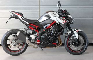 Moto Kawasaki Z900