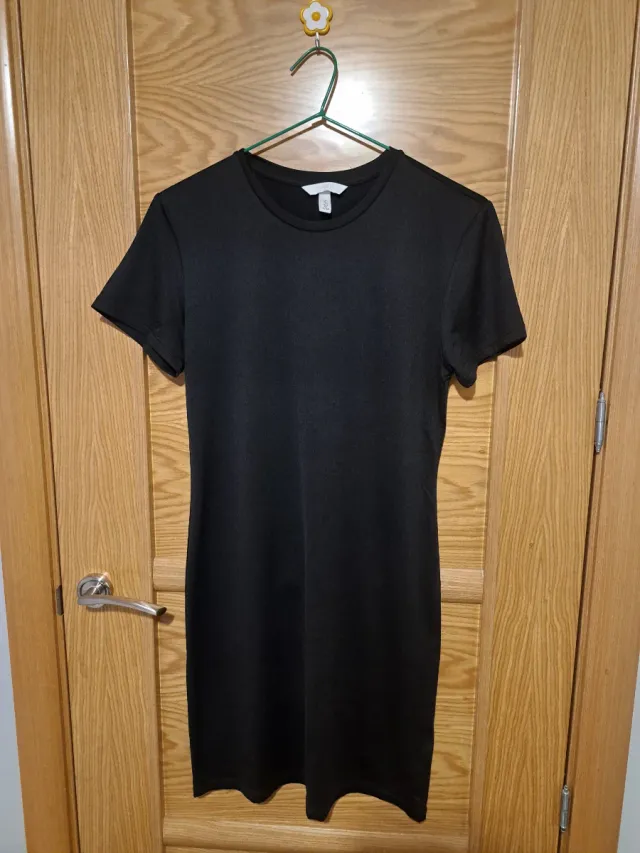 Vestido Negro Manga Corta