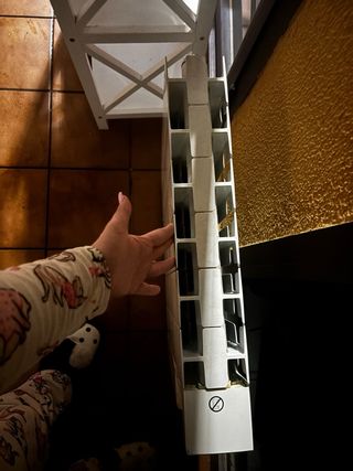 Radiador blanco de metal