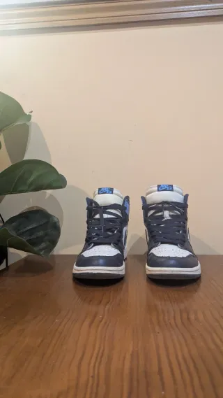 Nike Air Jordan 1 High Obsidiana Talla 42