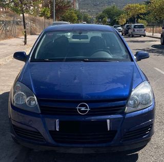 Opel Astra 2004