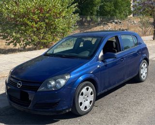 Opel Astra 2004