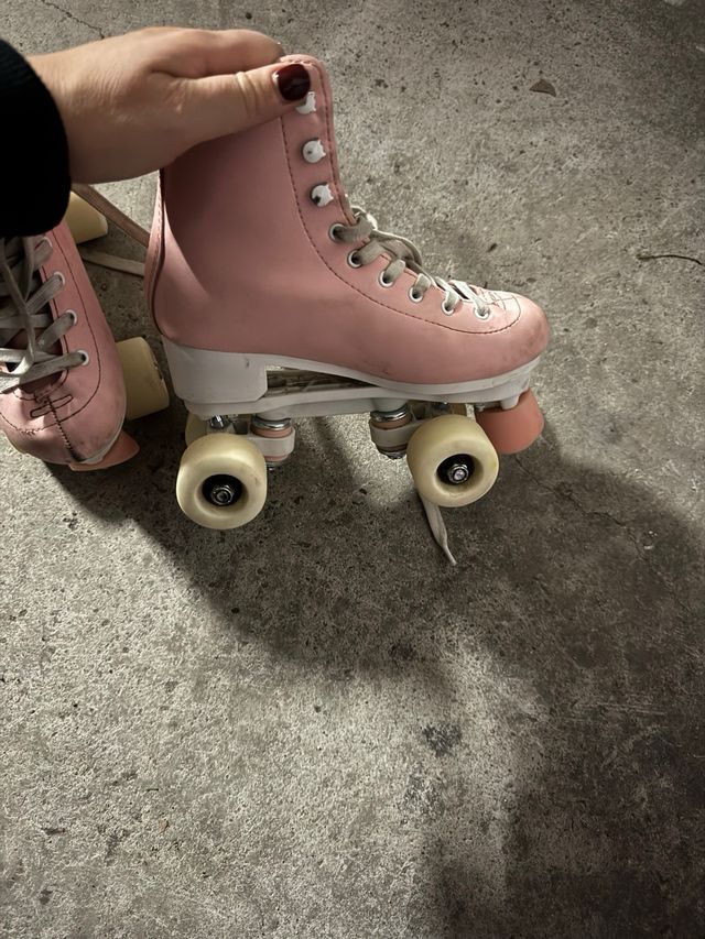 Patines Clásicos Rosas Talla 36