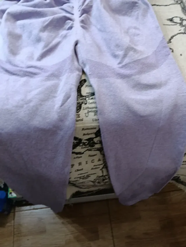 Conjunto deportivo lila talla única