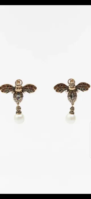 Conjunto collar y pendientes abeja Zara