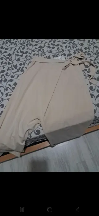 Pantalón tipo pareo beige