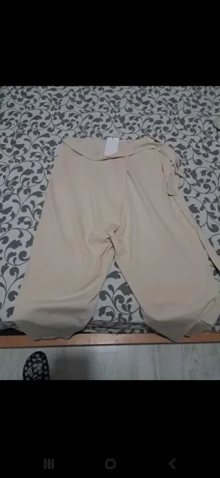 Pantalón tipo pareo beige