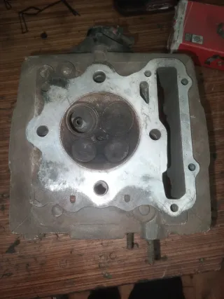 Culata XR250 para reparar