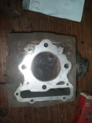 Culata XR250 para reparar