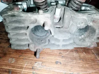 Culata XR250 para reparar