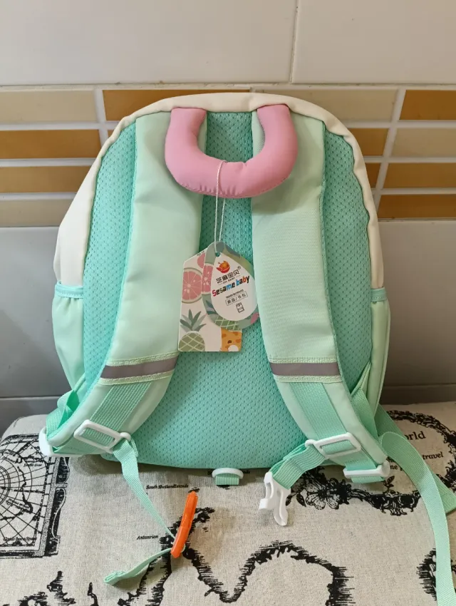 Mochila escolar infantil con diseño de conejo