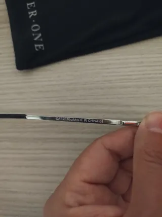 Occhiali da sole Pier One rotondi rossi