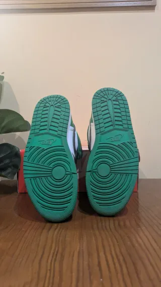 Nike Air Jordan 1 High Lucky Green Talla 42