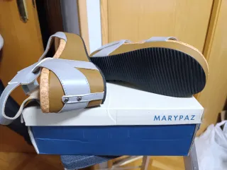 Sandalias MARYPATT cuña gris y marrón